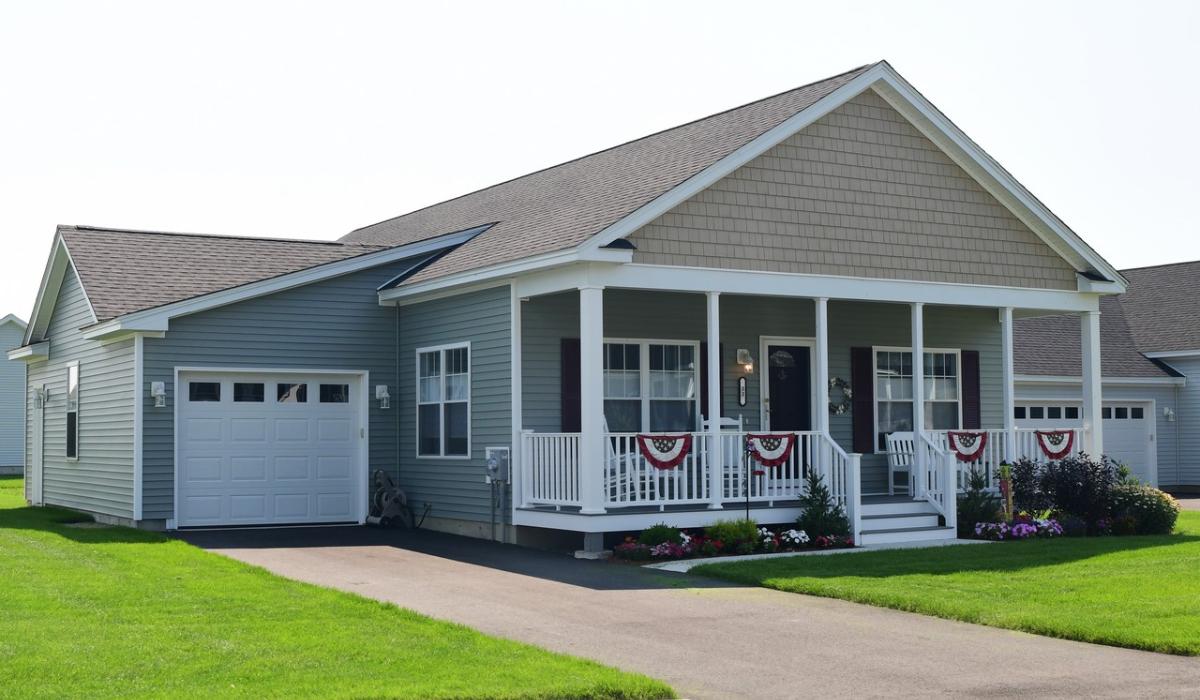 South Shore Village 55 Plus Golf Community in RI